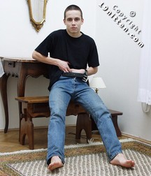 Marky  5c31b428d99fd.jpg