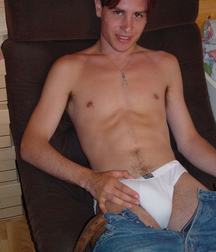 Simon 5c3484100bcd0.jpg