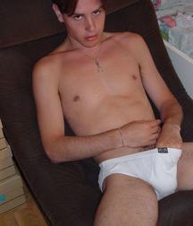 Simon 5c348418de5d4.jpg