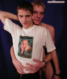 Feliks and Kyril 5c34889a2a12c.jpg