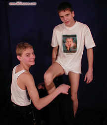 Feliks and Kyril 5c3488e8cb2fc.jpg
