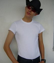 Felix 3 5c35eed137fff.jpg