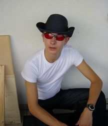 Felix 3 5c35eee12261e.jpg