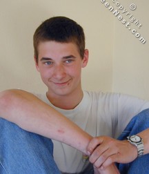 Nick 5c35f294b3df3.jpg