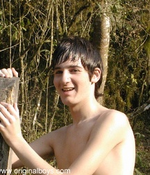 Ezequiel A 5c39a247628b5.jpg