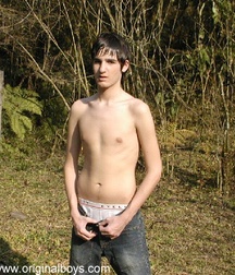 Ezequiel A 5c39a25cf2665.jpg