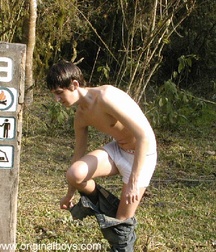 Ezequiel A 5c39a28871a1e.jpg