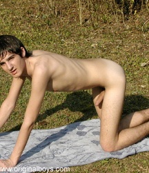 Ezequiel A 5c39a3da607b3.jpg