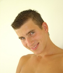 Miro A 5c39ad5d694c9.jpg