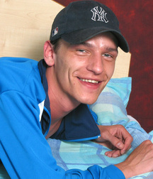Daniel  5c3b3439bdc3d.jpg
