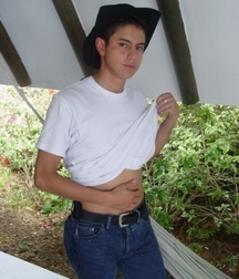 Andres B 5c3da81093102.jpg