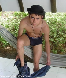 Andres B 5c3da83ca933f.jpg