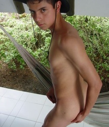 Andres B 5c3da861c4cef.jpg