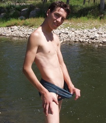 Andrey A 5c3da9cbf3746.jpg