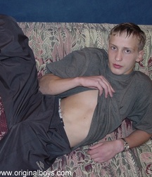 Andy A 5c3dab975b868.jpg
