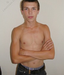 Viktor 5c3f244719107.jpg