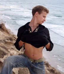 Sander A 5c41b8165e0ad.jpg