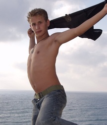 Sander A 5c41b81851716.jpg