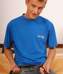 Damian A 5c42e8ea1b565.jpg