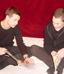 Sasha and Vovka 5c4451ca837de.jpg