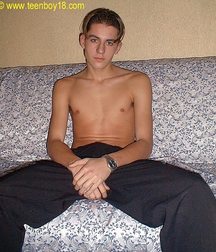 Christy 5c4597fa89dd9.jpg