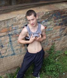 Erik 5c46f659dde7e.jpg
