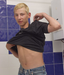 Alexey 5c4ad58c4ca42.jpg