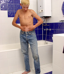 Alexey 5c4ad59a6e1d5.jpg