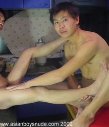 China boys 5c4c20994815d.jpg