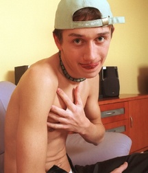 Janek A 5c4d5a31229a4.jpg