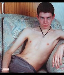 Karl 5c503625c17cc.jpg