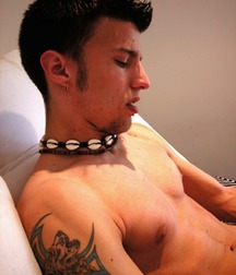 Red Briefs  5c52d4303d67e.jpg