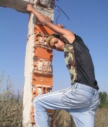 Yanko 1 5c56d875110c5.jpg