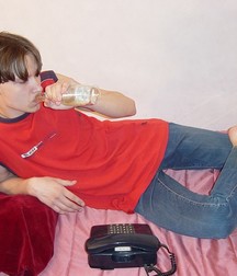 Aleksei and Cocky 1 5c56e3e601c15.jpg