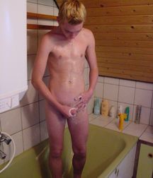 Dani B 5c5aa17d097a9.jpg