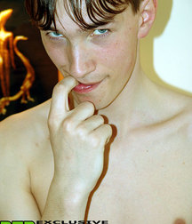 Robert 2 5c5d3567f4138.jpg