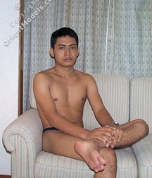 John 5c5ea7f1de2d7.jpg