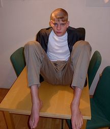 Tomas  5c5ff3d4b3d2d.jpg