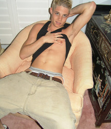 Jaden   5c615683bc37d.jpg
