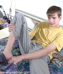 Tommy A 5c63f78101321.jpg
