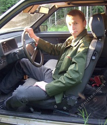 Kirill 5c65501012ed5.jpg