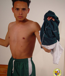 Adolfo 5c67ce0797c38.jpg