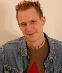 Alexander B 5c6bc0c27a70c.jpg