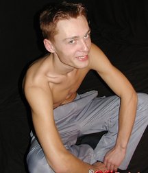 Urmo 5c6d397e98179.jpg