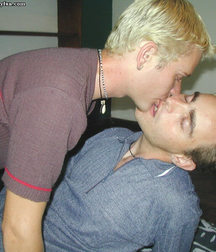 Billy and Eric 5c6e6185a7a20.jpg