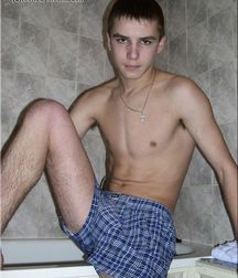 No sex just nude, and a bath. 5cc69bfb87e88.jpg