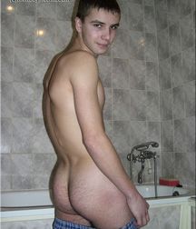 No sex just nude, and a bath. 5cc69c238075d.jpg