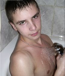 No sex just nude, and a bath. 5cc69c7519c25.jpg