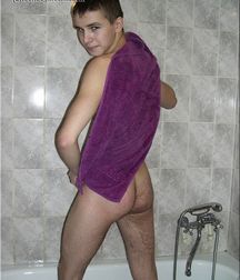 No sex just nude, and a bath. 5cc69c81ea289.jpg