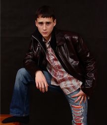 Viktor 5cc8054f44e4a.jpg